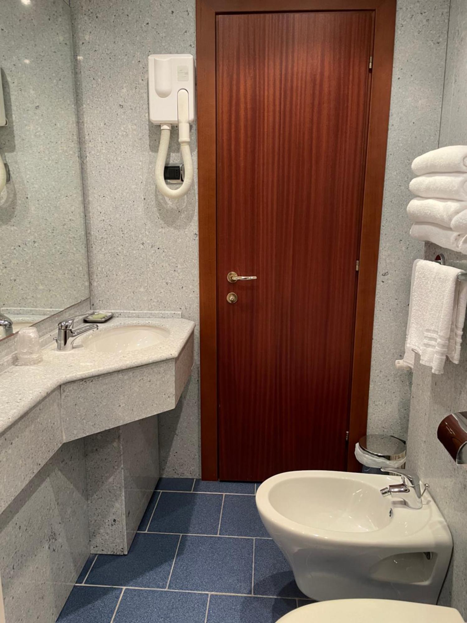 Hotel Mondial Rapallo Pokoj fotografie