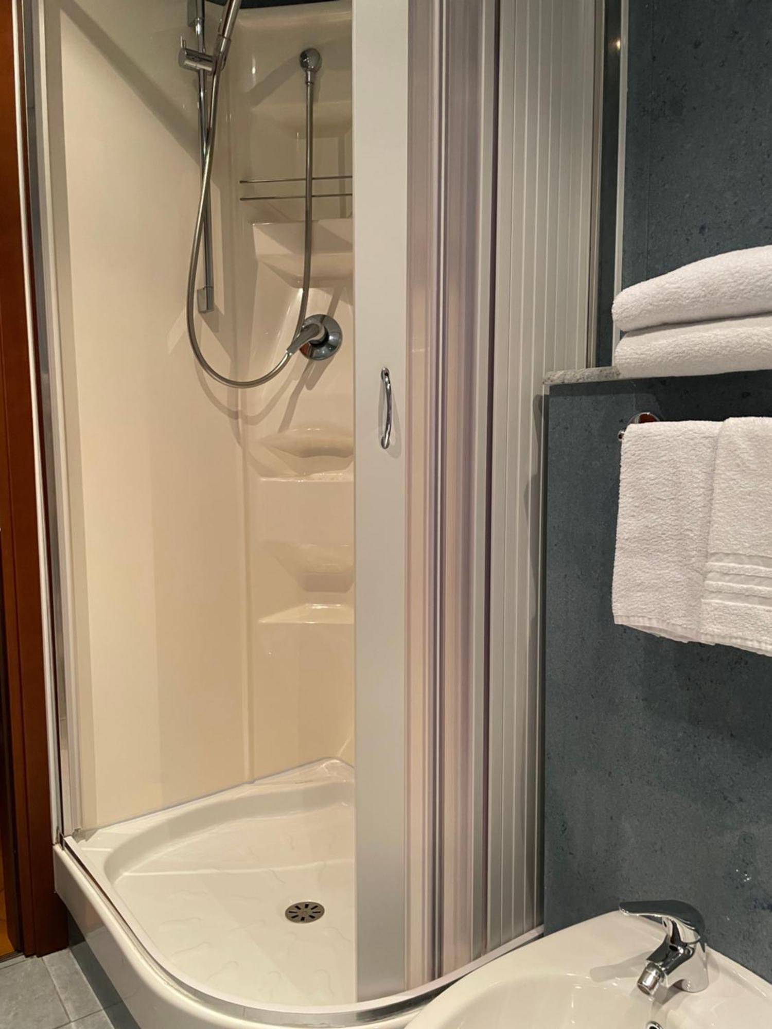 Hotel Mondial Rapallo Pokoj fotografie
