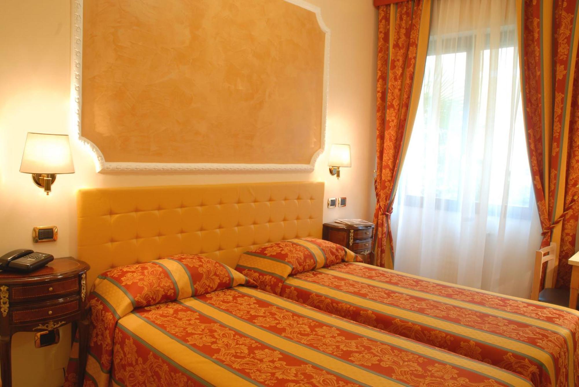 Hotel Mondial Rapallo Exteriér fotografie