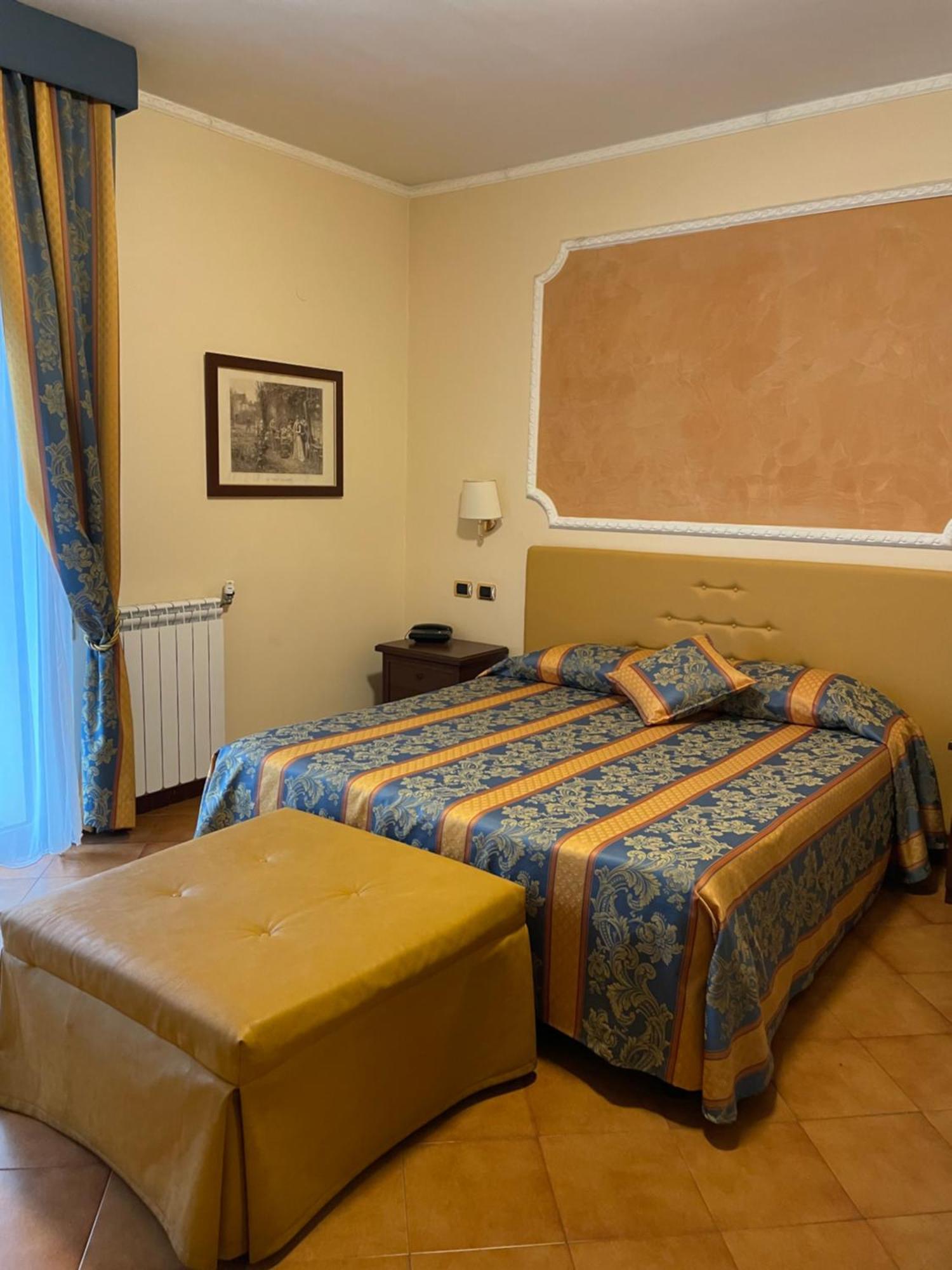 Hotel Mondial Rapallo Pokoj fotografie